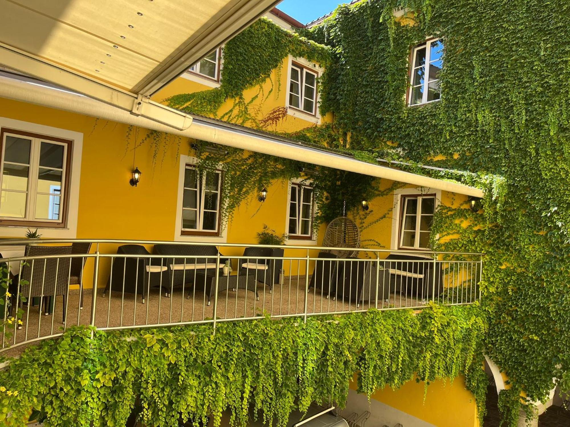 Hotel-Garni Goldenes Kreuz Grein Kültér fotó